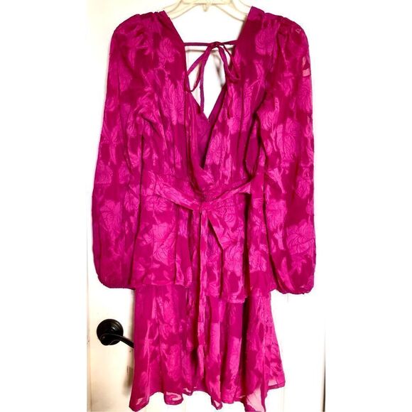 BOG BAND OF THE FREE - NWT “Kiss Me” Peplum Tiered Mini Dress in Fuchsia - Picture 5 of 16